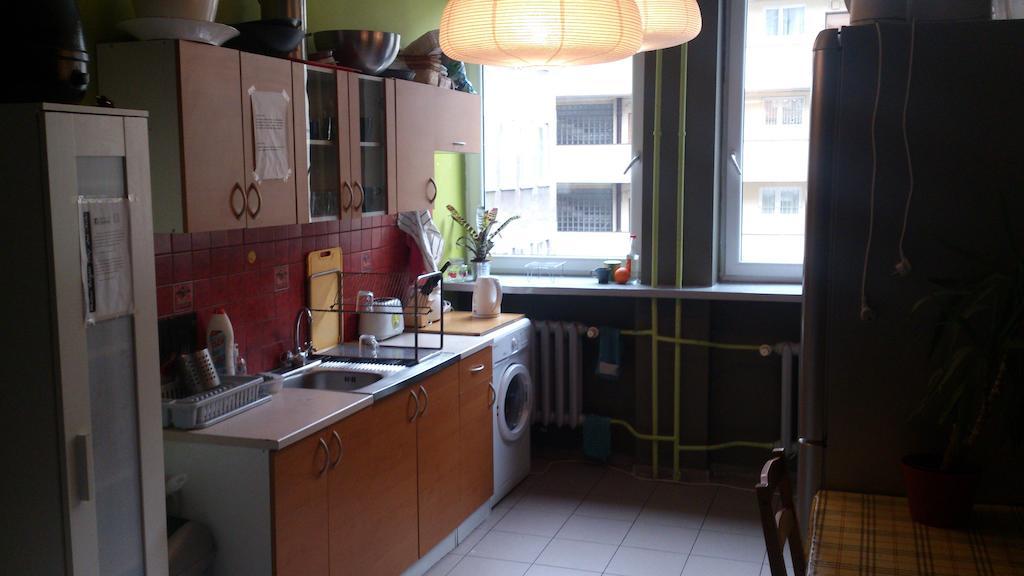 Wdj Hostel Varsovie Extérieur photo